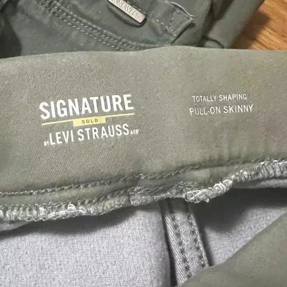 Bundle of 3 Women's Shaping Skinny Pants & Denim - GAP NINE WEST + LEVI STRAUSS - Picture 5 of 9